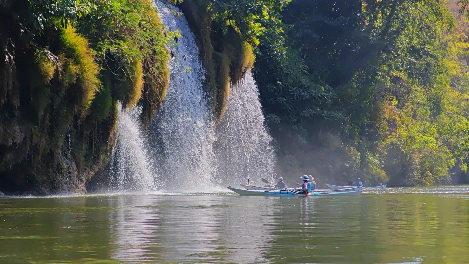 sea-kayaking-kanchanaburi-river-waterfall