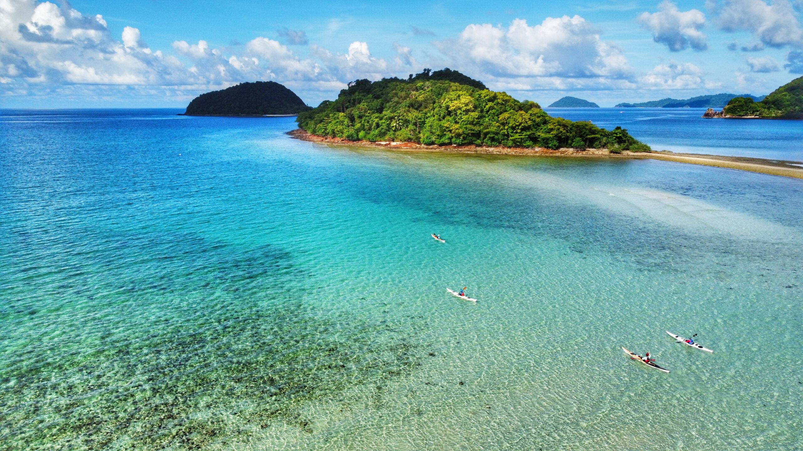 sea-kayaking-koh-mak-koh-rayang
